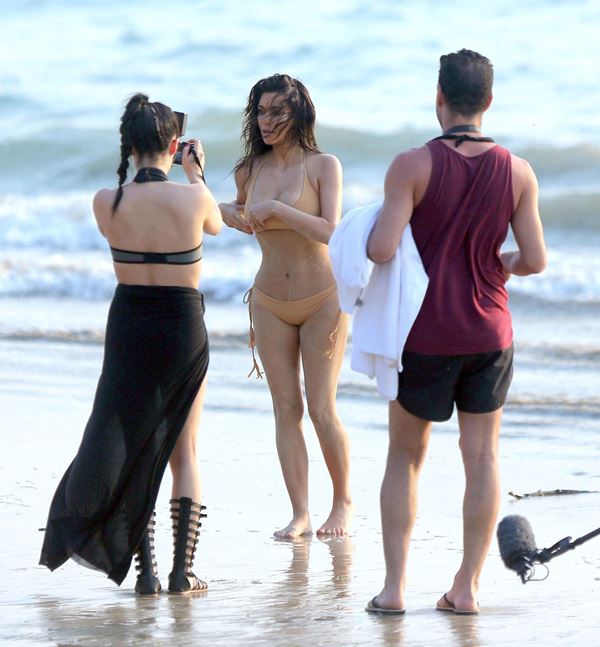 Topless Beach Art - Visual Feed: Kim Kardashian spotted in the middle of a beach shoot in  Thailand â€” Acclaim Magazine
